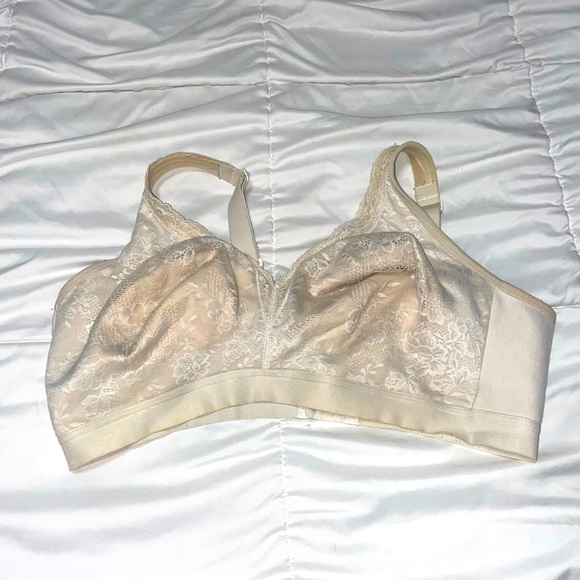 Cacique 42DD Wire Free Wireless Full Coverage Bra - Picture 1 of 3